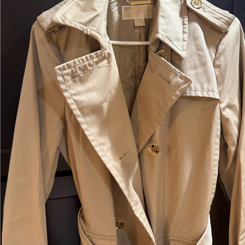 MICHAEL Michael Kors Beige Trench Coat with Gold Accents - Picture 7 of 8